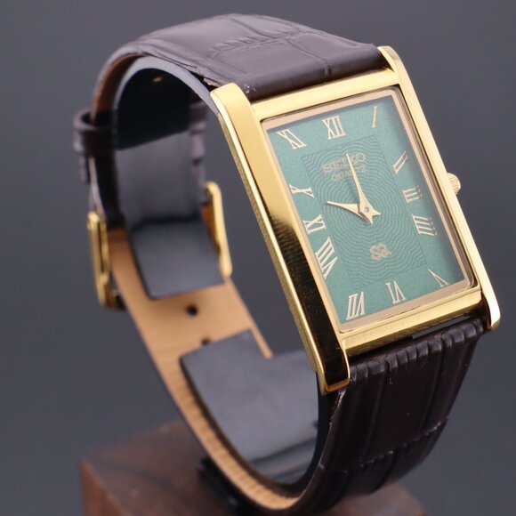 Vintage Seiko Slim Quartz Gentlemen's Wrist Watch  - FREE SHIPPING - Picture 1 of 14